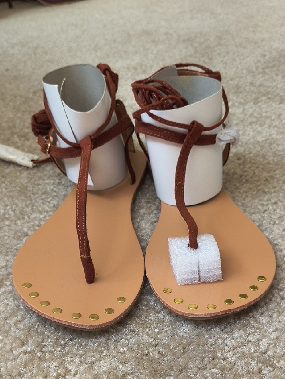 Qupid Brown Strappy Lace-Up Gladiator Sandals with Gold Stud Detail Size 10 T13